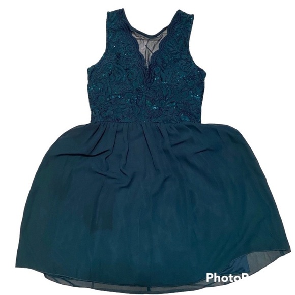 -NWT Speechless Sequin Green Emerald dress Size 5 - Picture 2 of 11